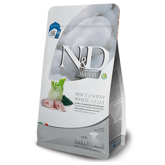 N&D White Soft & Shiny White Coat dog food pouch for puppies, featuring a white and silver bag with images of white chicken and vegetables on a clean white background.